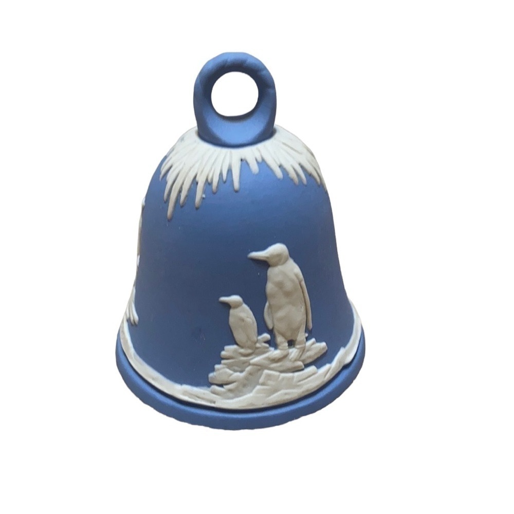 Wedgewood England Blue Jasperware bell New Year’s 1979 Penguin